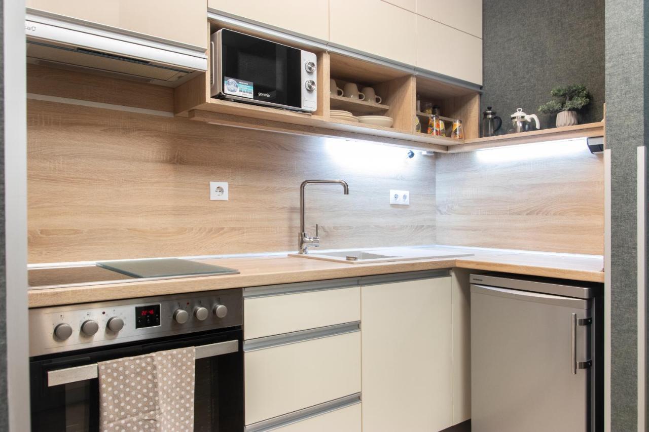 Grand Suites Corvin Budapest Esterno foto