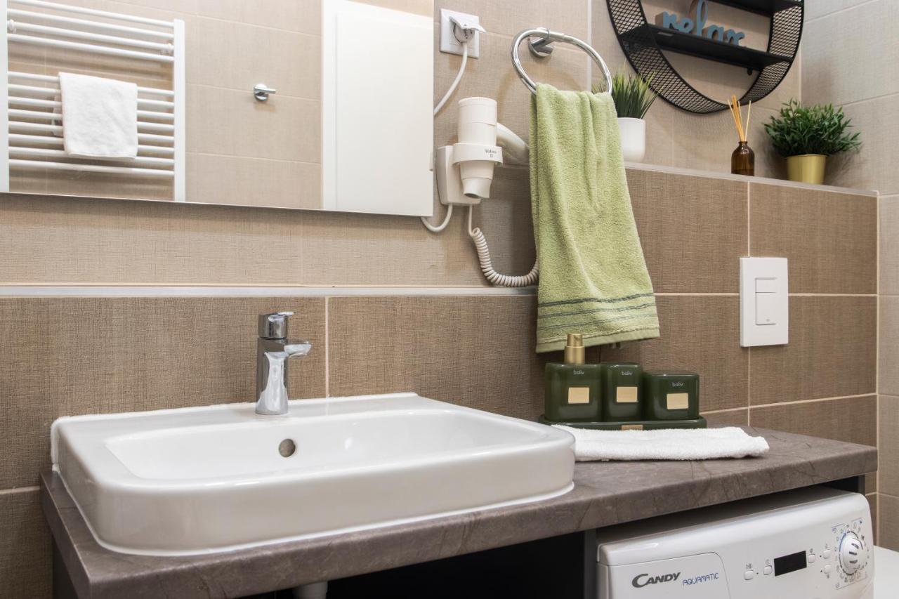 Grand Suites Corvin Budapest Esterno foto