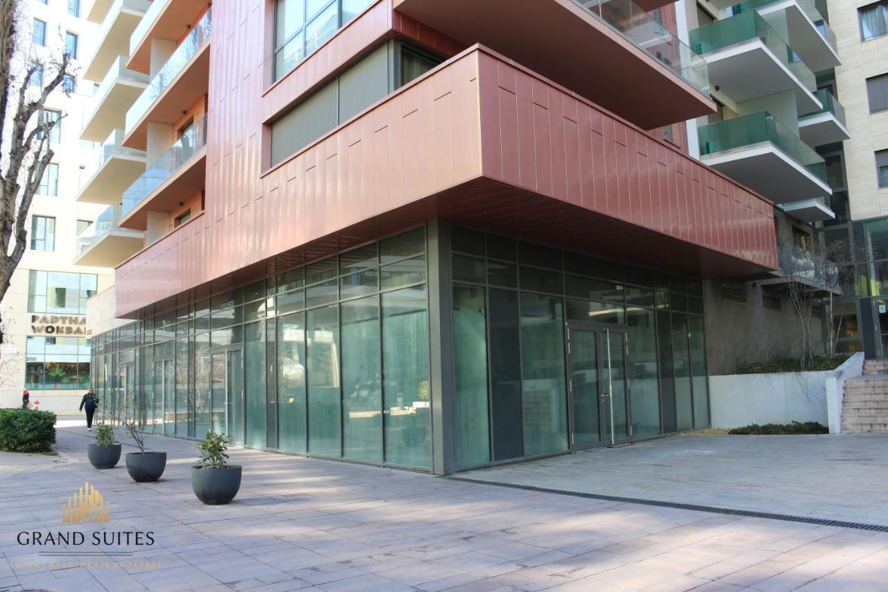 Grand Suites Corvin Budapest Esterno foto